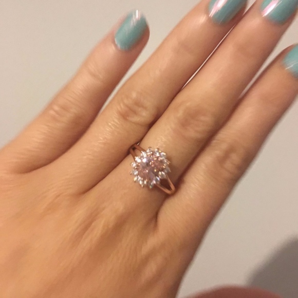 18 Carat Gold Plated Pink Simulated Diamond Ring - Picture 3 of 7